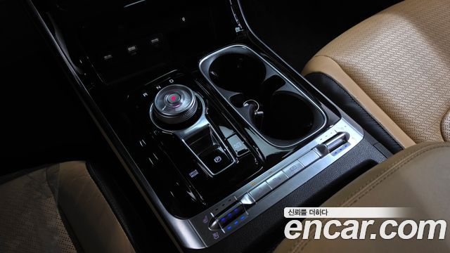 Kia Carnival (IV) Gasoline 9-Seater Signature 2023 — фото 9