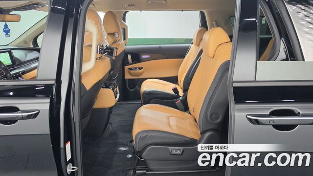 Kia Carnival (IV) Gasoline 9-Seater Signature 2023 — фото 11
