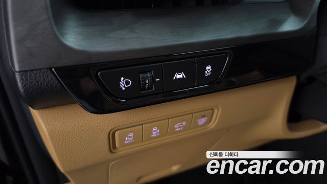 Kia Carnival (IV) Gasoline 9-Seater Signature 2023 — фото 19