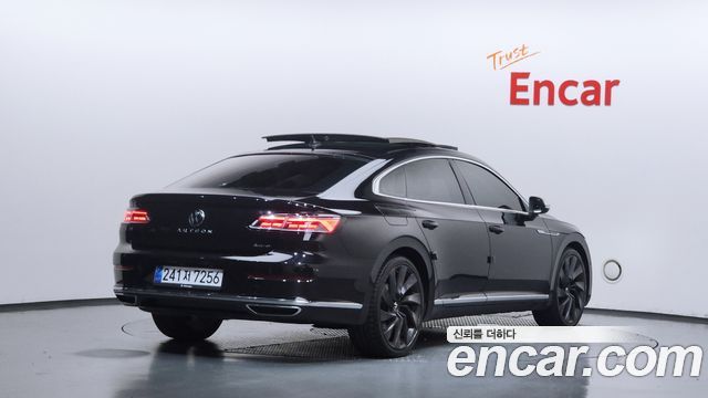 Volkswagen Arteon 2.0 TDI Presige 4Motion 2023 — фото 2