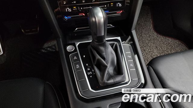 Volkswagen Arteon 2.0 TDI Presige 4Motion 2023 — фото 9