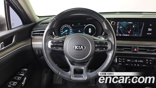Kia K5 (III) 2.0 Noblesse 2021 — фото 12