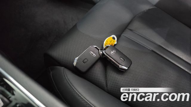 Kia K5 (III) 2.0 Noblesse 2021 — фото 16
