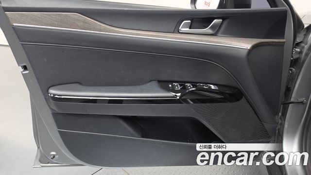 Kia K5 (III) 2.0 Noblesse 2021 — фото 24