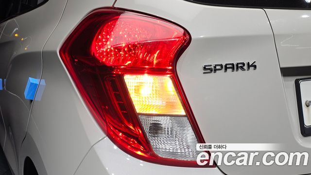 Chevrolet Spark Premier 2019 — фото 23