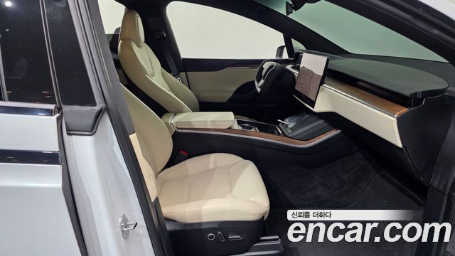 Tesla Model X AWD 2023 — фото 15