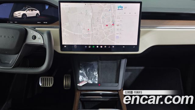 Tesla Model X AWD 2023 — фото 18