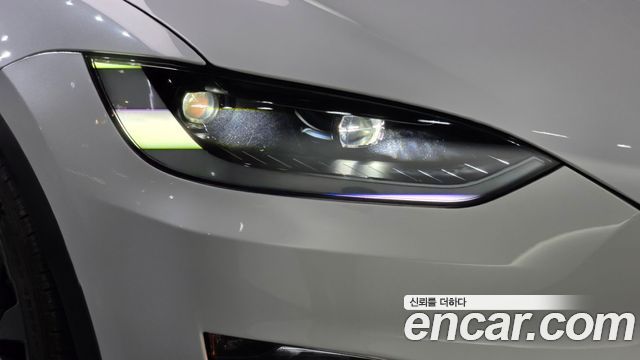 Tesla Model X AWD 2023 — фото 28