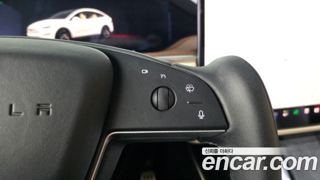 Tesla Model X AWD 2023 — фото 37