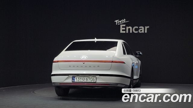 Hyundai Grandeur (GN7) 2,5 Gasoline 2WD Premium 2023 — фото 4