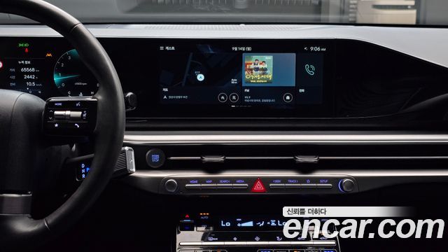 Hyundai Grandeur (GN7) 2,5 Gasoline 2WD Premium 2023 — фото 13