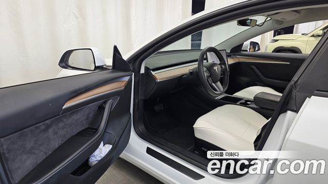 Tesla Model 3 Long Range AWD 2021 — фото 10