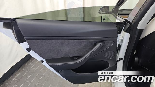 Tesla Model 3 Long Range AWD 2021 — фото 31
