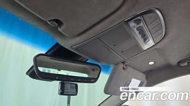 Genesis EQ900 3.3 T-GDI AWD Prestige 2016 — фото 18