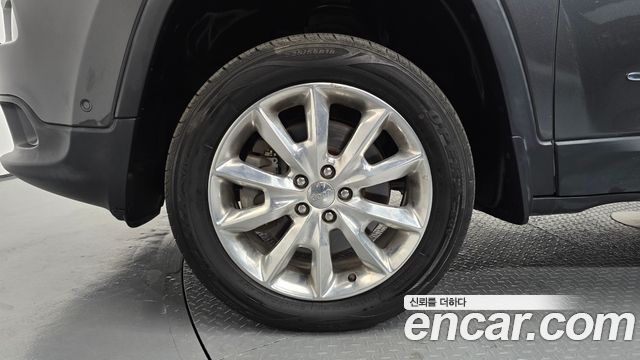 Jeep Cherokee (KL) 2.0 Diesel LIMITED 4WD 2015 — фото 5