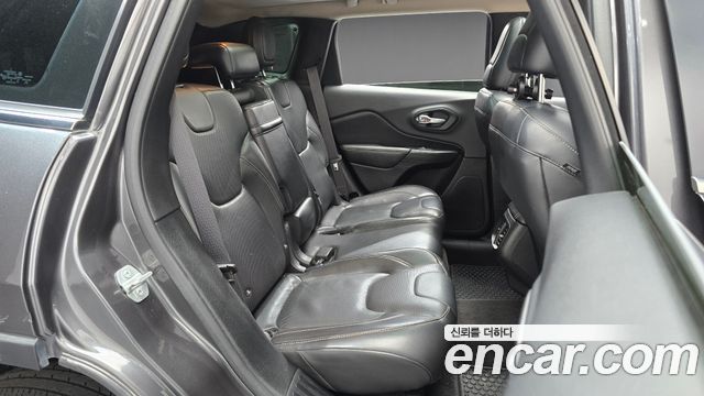 Jeep Cherokee (KL) 2.0 Diesel LIMITED 4WD 2015 — фото 11