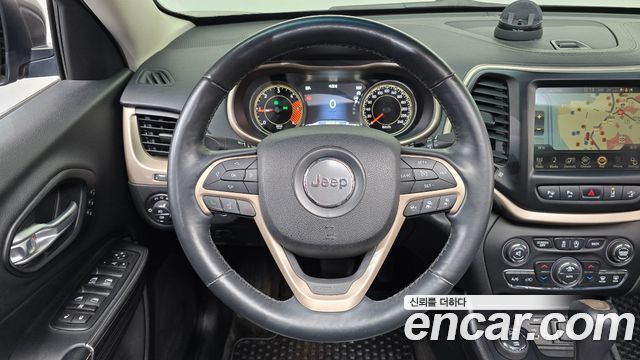 Jeep Cherokee (KL) 2.0 Diesel LIMITED 4WD 2015 — фото 13