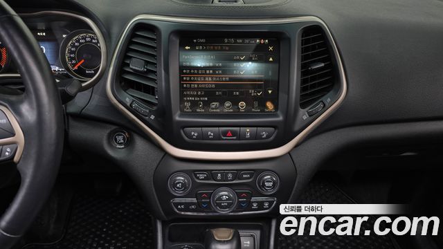 Jeep Cherokee (KL) 2.0 Diesel LIMITED 4WD 2015 — фото 14