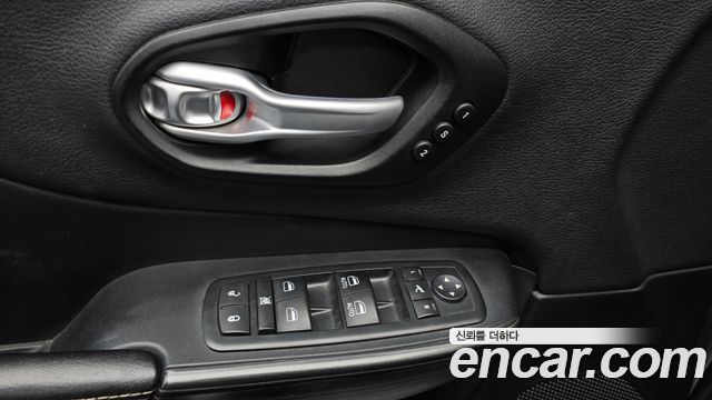 Jeep Cherokee (KL) 2.0 Diesel LIMITED 4WD 2015 — фото 17