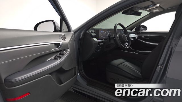 Hyundai Sonata The Edge (DN8) 2.0 Exclusive 2025 — фото 10