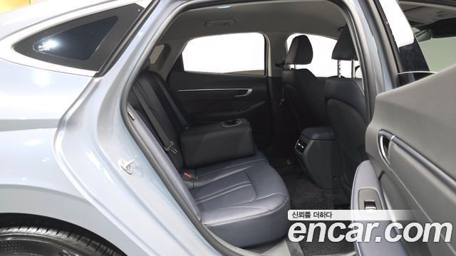 Hyundai Sonata The Edge (DN8) 2.0 Exclusive 2025 — фото 11
