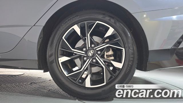 Hyundai Sonata The Edge (DN8) 2.0 Exclusive 2025 — фото 21