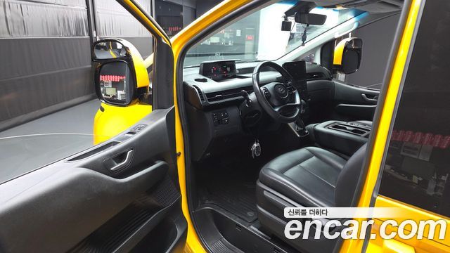 Hyundai Staria L3.5  Kinder Safety Car 15-Seater 2024 — фото 10