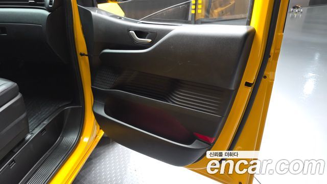 Hyundai Staria L3.5  Kinder Safety Car 15-Seater 2024 — фото 24