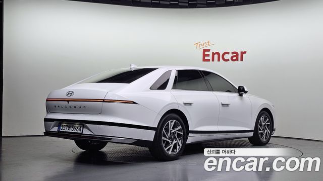 Hyundai Grandeur (GN7) 3.5 LPG 2WD Premium 2024 — фото 2