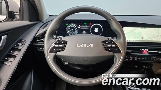 Kia Niro EV Air 2024 — фото 13