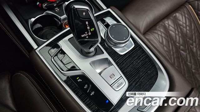 BMW 7 Series (G11) 730d xDrive M Sport 2020 — фото 9