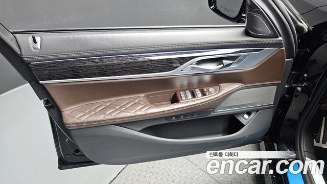 BMW 7 Series (G11) 730d xDrive M Sport 2020 — фото 24