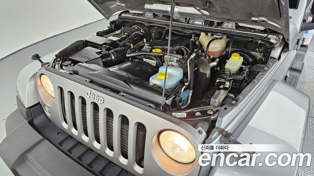 Jeep Wrangler (JK) 2.8 Diesel Sahara 4Door 2014 — фото 6