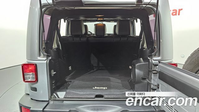 Jeep Wrangler (JK) 2.8 Diesel Sahara 4Door 2014 — фото 13