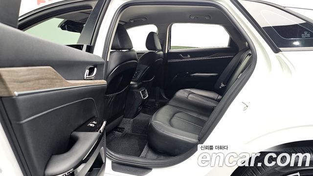 Kia K5 (III) 1.6 Turbo Noblesse 2021 — фото 12