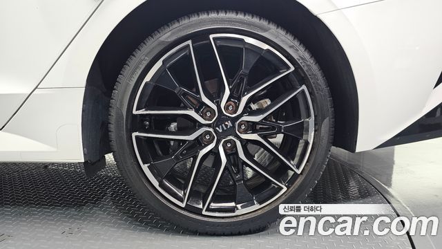 Kia K5 (III) 1.6 Turbo Noblesse 2021 — фото 21