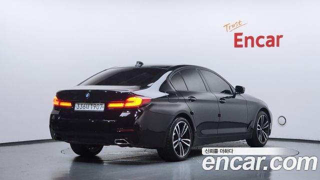 BMW 5 Series (G30) 520i Luxury 2020 — фото 2