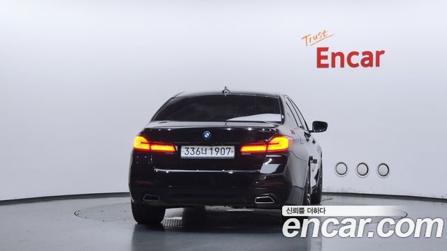 BMW 5 Series (G30) 520i Luxury 2020 — фото 4