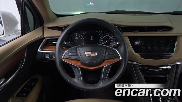 Cadillac XT5 3.6 Platinum 2018 — фото 13