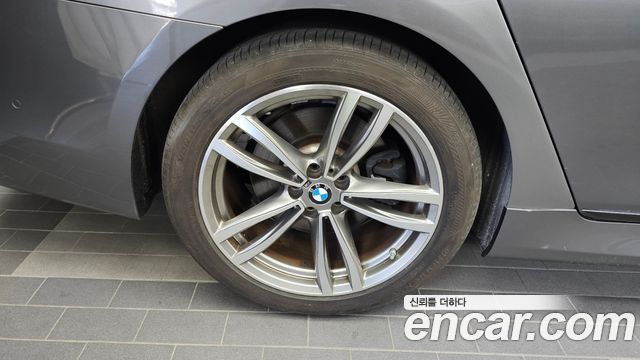 BMW 7 Series (G11) 740d xDrive M Sport 2018 — фото 5