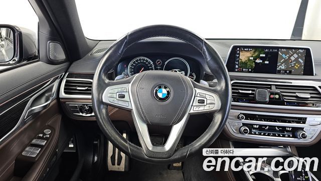 BMW 7 Series (G11) 740d xDrive M Sport 2018 — фото 13
