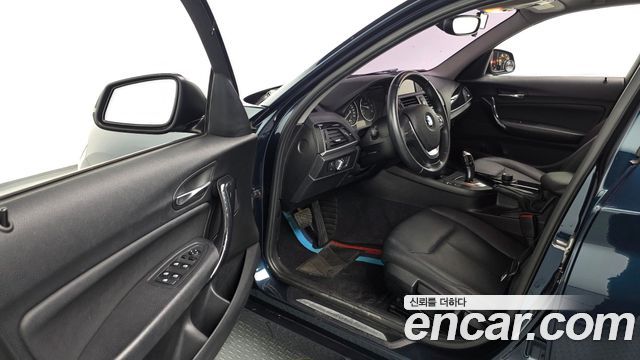 BMW 1 Series (F20) 118d Urban 5Dr 2014 — фото 10
