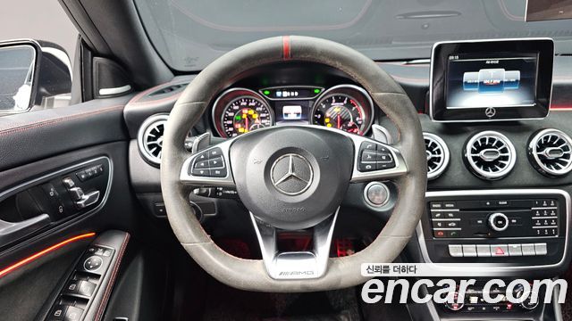 Mercedes-Benz CLA-Class (C117) CLA45 AMG 4MATIC 2019 — фото 12