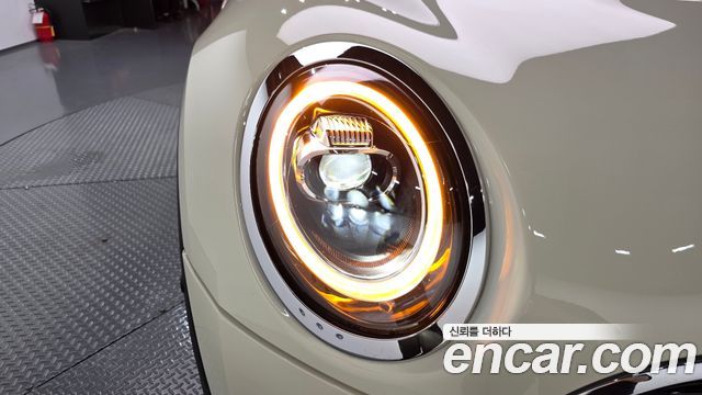 MINI Cooper Clubman High 2nd 2021 — фото 28
