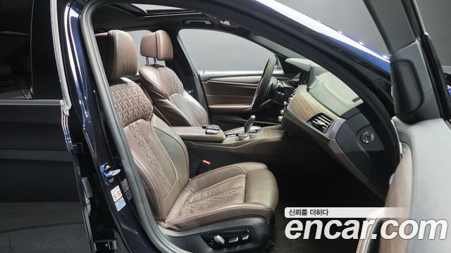 BMW 5 Series (G30) 530i xDrive M Sport Package Plus 2018 — фото 26