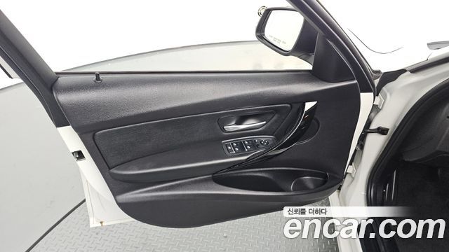 BMW 3 Series (F30) 320d ED Edition 2016 — фото 24