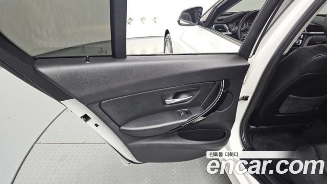 BMW 3 Series (F30) 320d ED Edition 2016 — фото 25