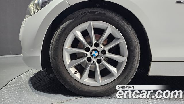 BMW 1 Series (F20) 118d Urban Pack1 5Dr 2013 — фото 5