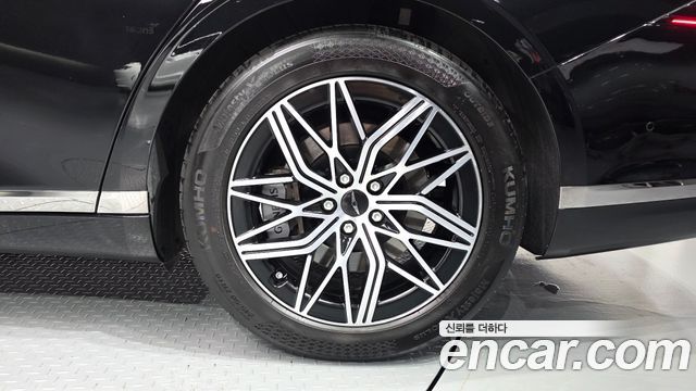 Genesis G90 (RS4) Gasoline 3.5 Turbo AWD 2023 — фото 21
