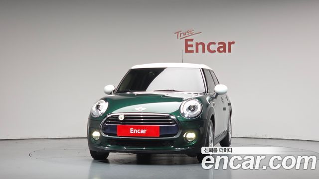 MINI Cooper 5Door Standard 3rd 2018 — фото 3